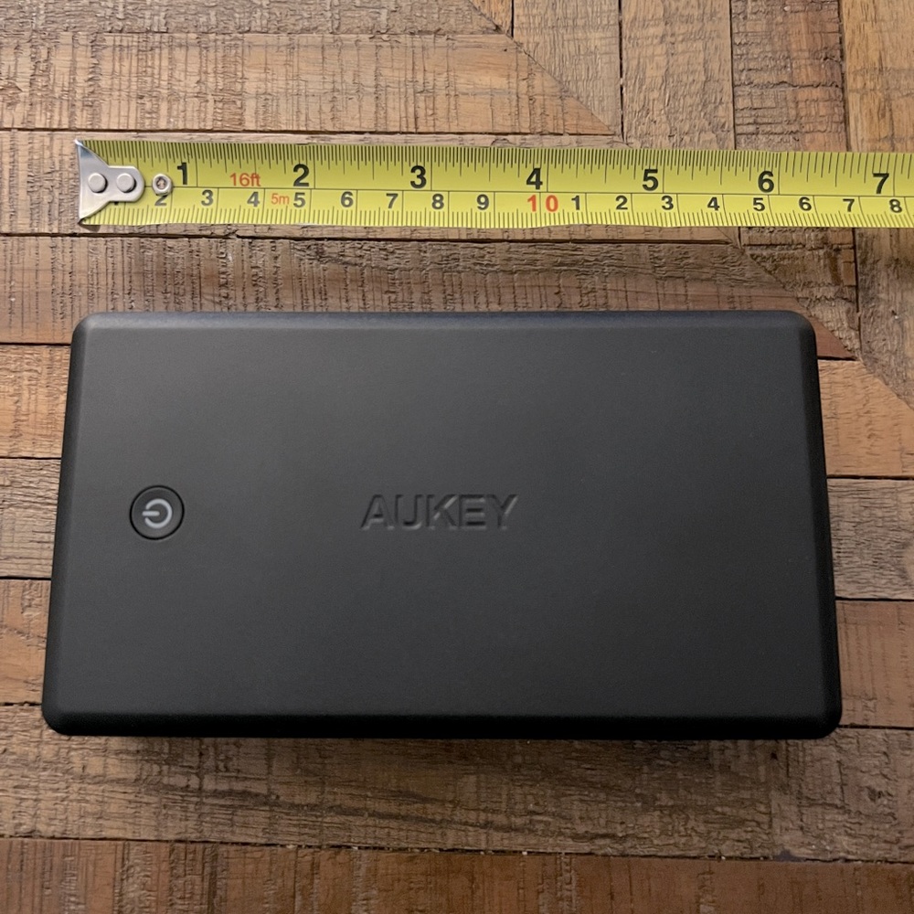 AUKEY battery pack